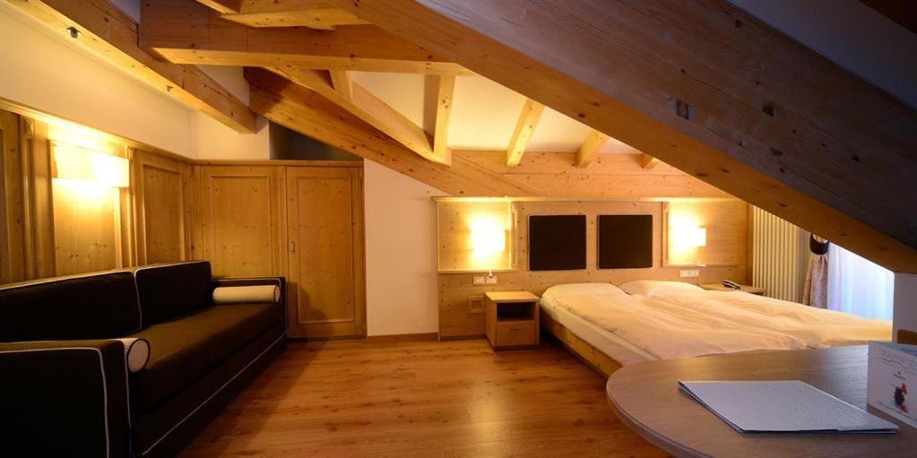 Hotel Crozzon Madonna di Campiglio Exterior photo
