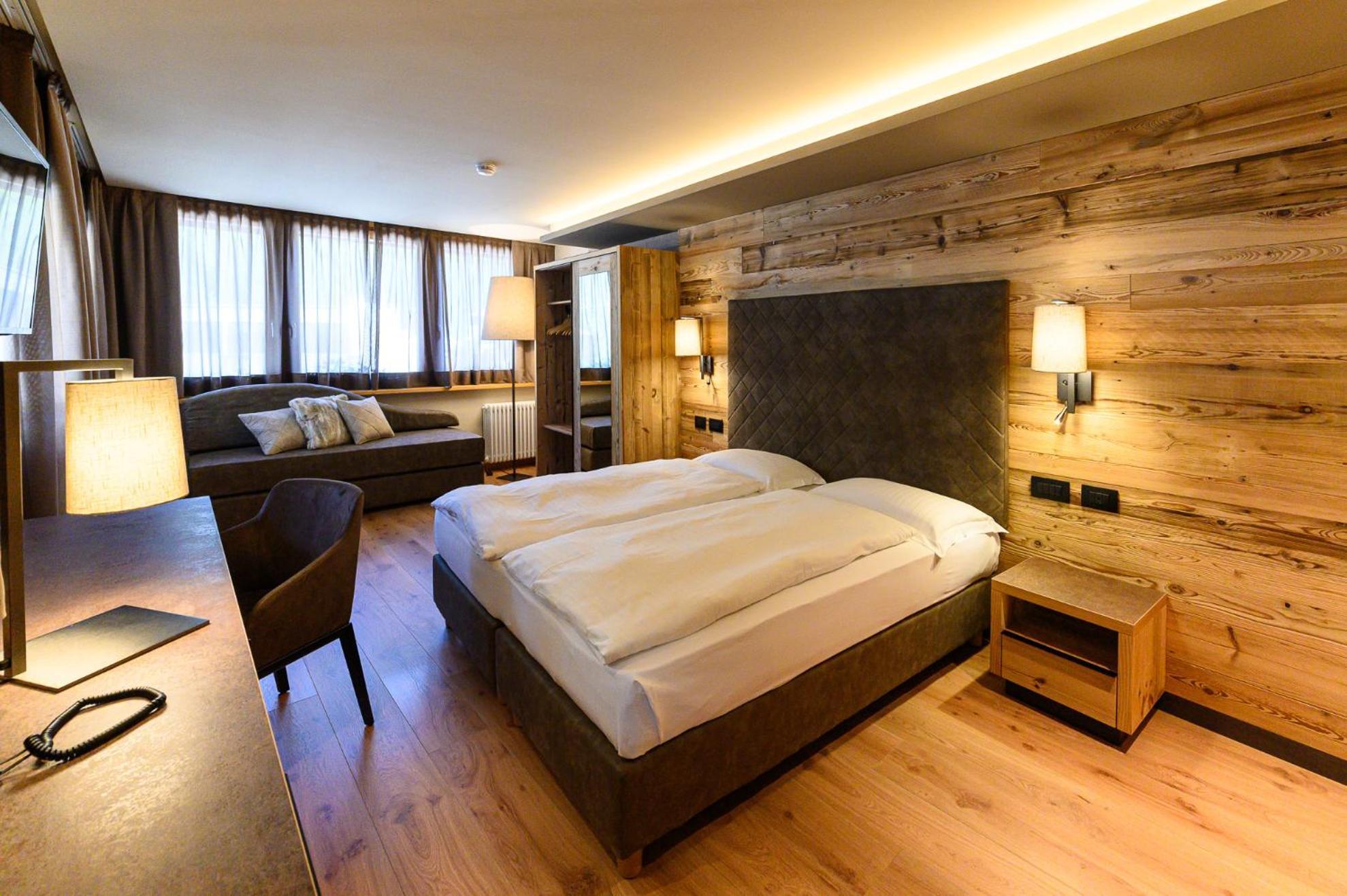 Hotel Crozzon Madonna di Campiglio Exterior photo